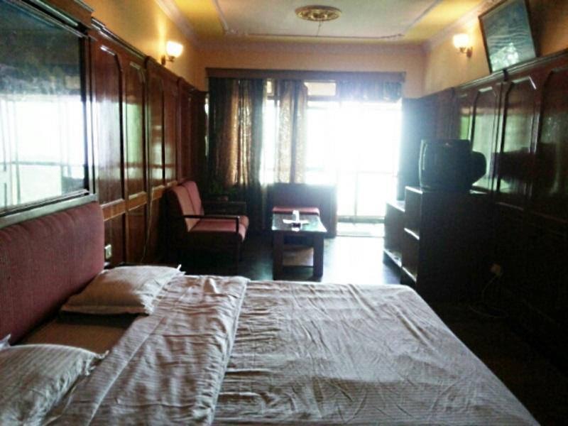 Valley View Hotel Mussoorie Exteriör bild