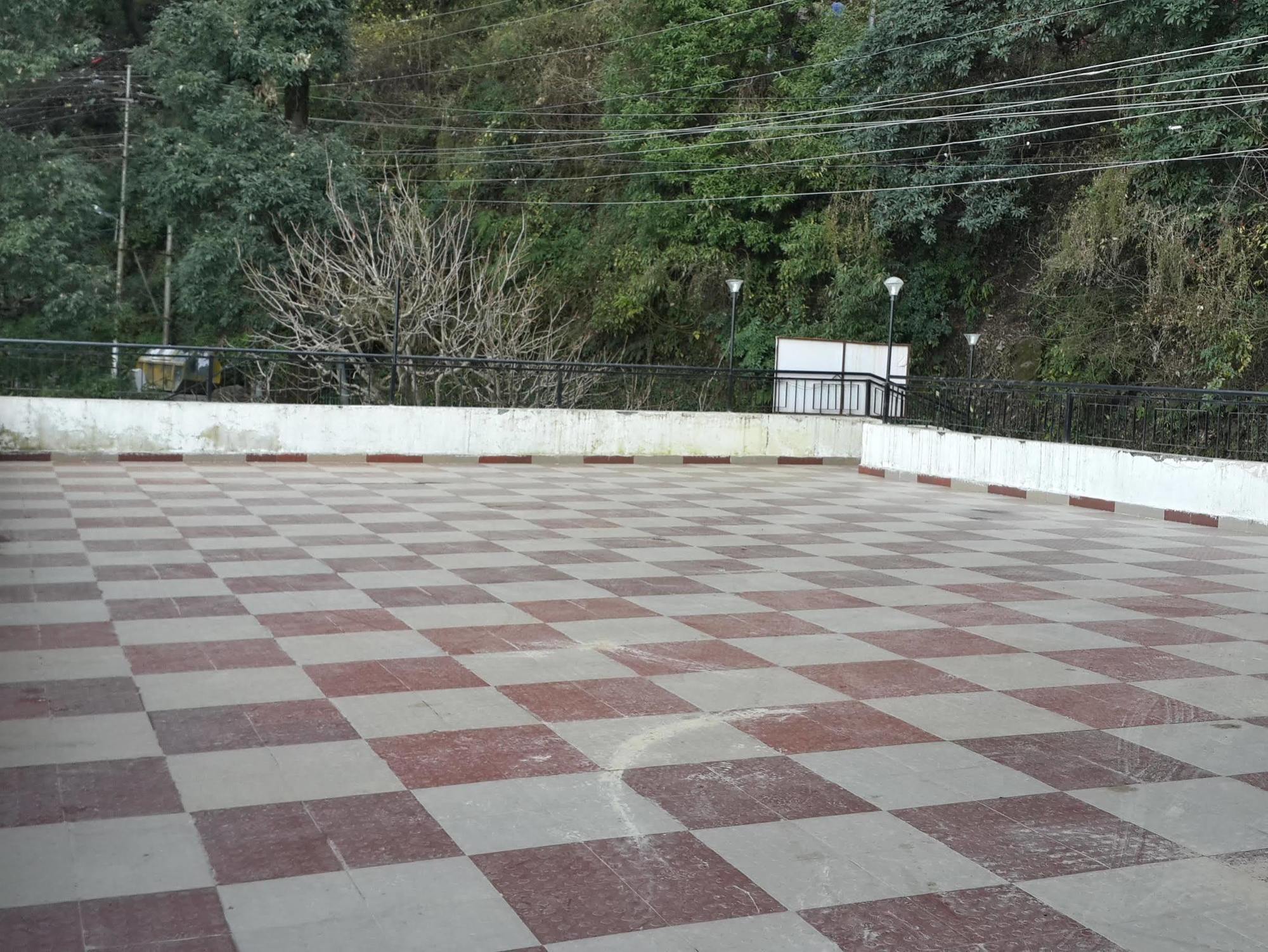 Valley View Hotel Mussoorie Exteriör bild